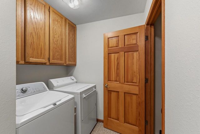 981 E Loos STREET, Hartford, WI 53027