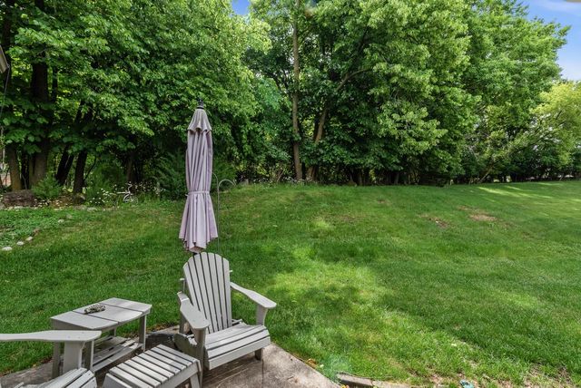 981 E Loos STREET, Hartford, WI 53027