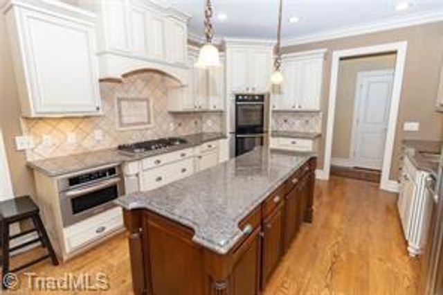 6210 Bradford Place Court, Summerfield, NC 27358