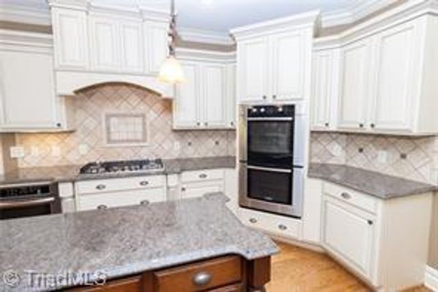 6210 Bradford Place Court, Summerfield, NC 27358