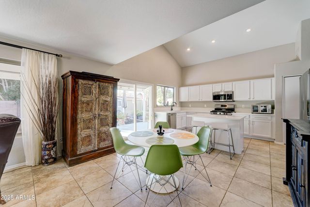 12701 W HOLLYHOCK Drive, Avondale, AZ 85392