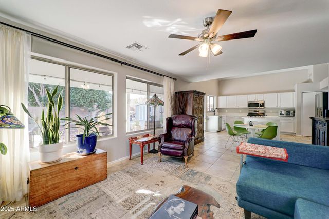 12701 W HOLLYHOCK Drive, Avondale, AZ 85392