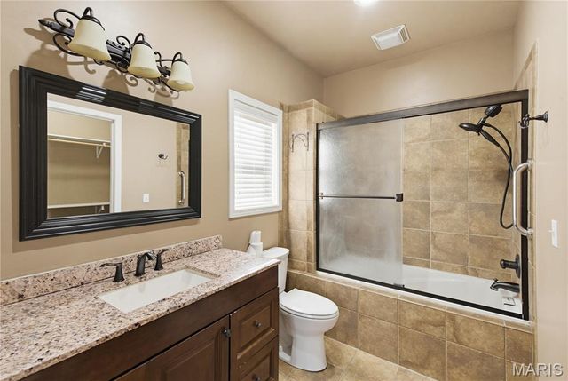 179 Autumn Breeze Drive, Poplar Bluff, MO 63901