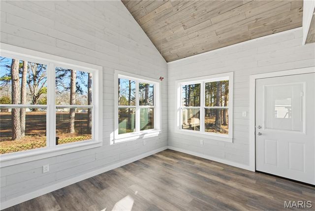 179 Autumn Breeze Drive, Poplar Bluff, MO 63901