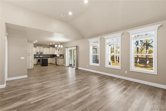 179 Autumn Breeze Drive, Poplar Bluff, MO 63901