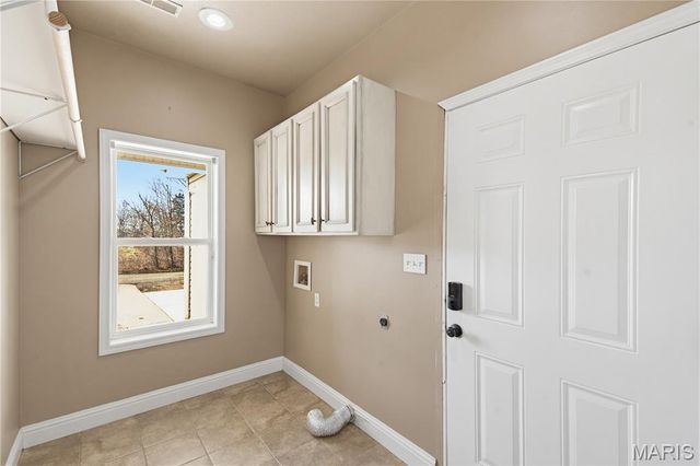 179 Autumn Breeze Drive, Poplar Bluff, MO 63901