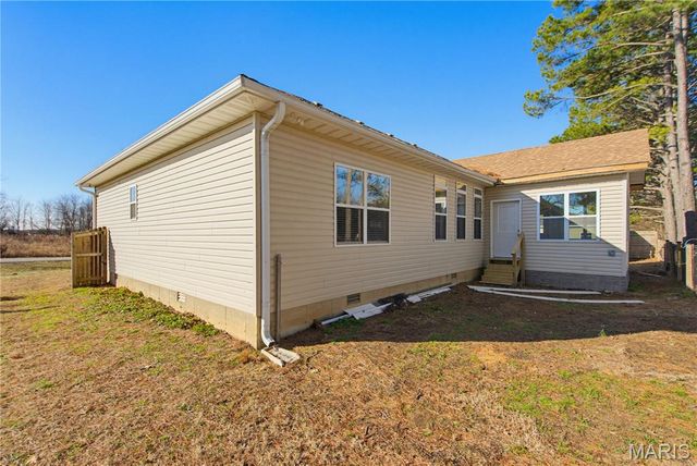 179 Autumn Breeze Drive, Poplar Bluff, MO 63901