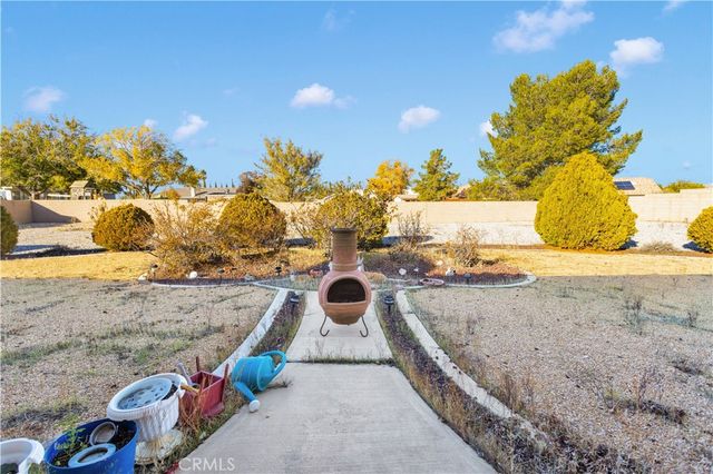 20136 Ottawa Road, Apple Valley, CA 92307