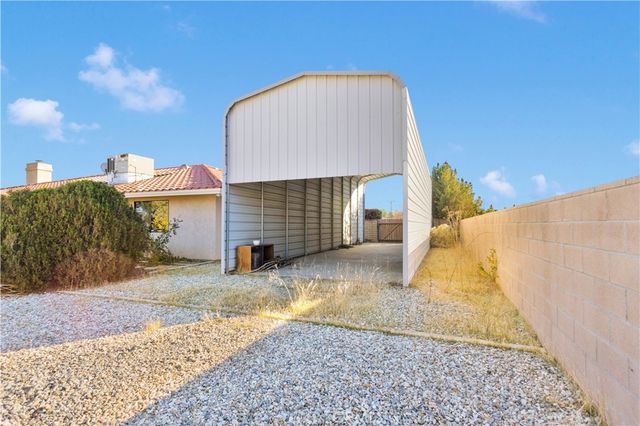 20136 Ottawa Road, Apple Valley, CA 92307