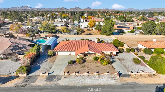 20136 Ottawa Road, Apple Valley, CA 92307