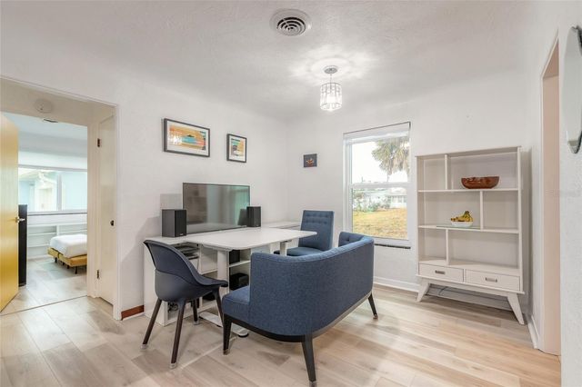 212 BONNER AVENUE, Daytona Beach, FL 32118