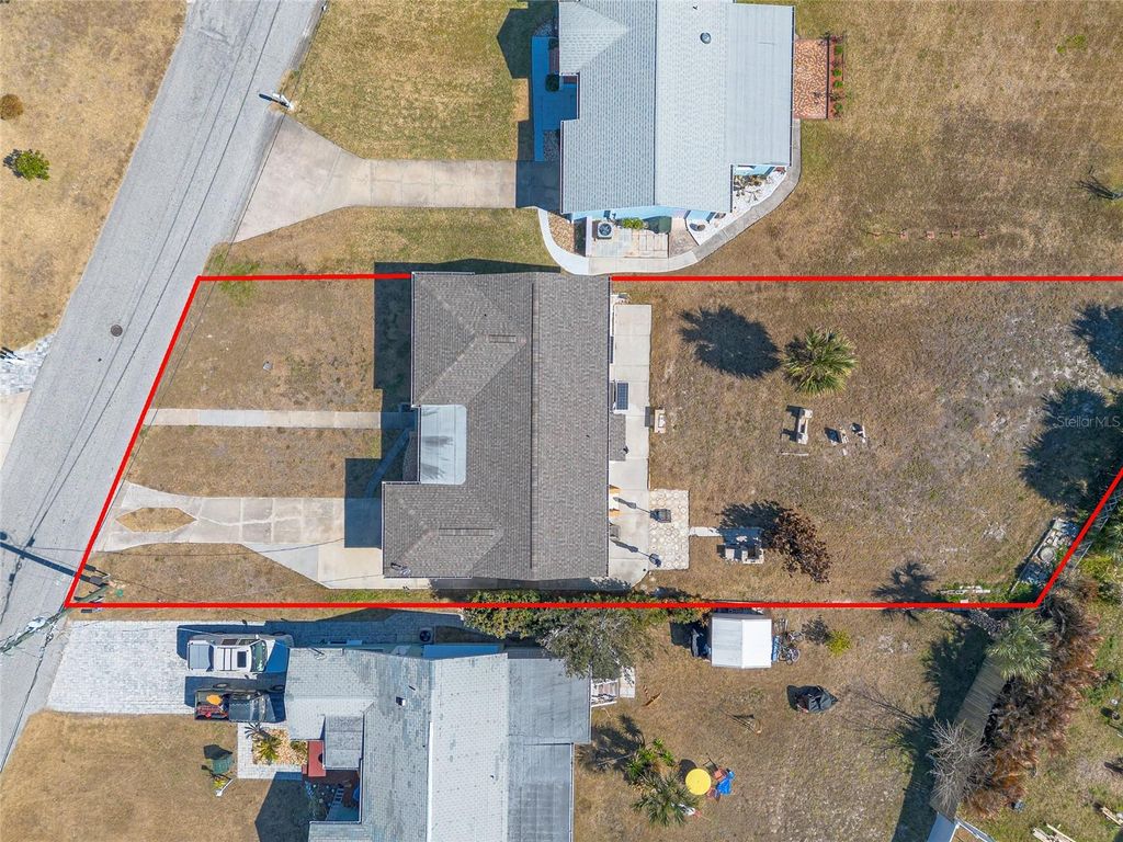 Image 25 of property listing at 212 BONNER AVENUE, Daytona Beach, FL 32118