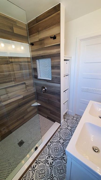 Image 10 of property listing at 212 BONNER AVENUE, Daytona Beach, FL 32118