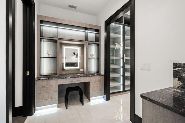 5074 ISLEWORTH COUNTRY CLUB DRIVE, Windermere, FL 34786