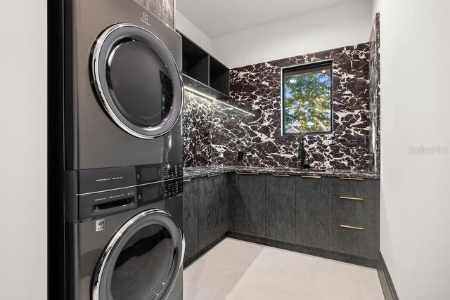 5074 ISLEWORTH COUNTRY CLUB DRIVE, Windermere, FL 34786