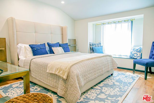 5604 Shenandoah Avenue, Los Angeles, CA 90056