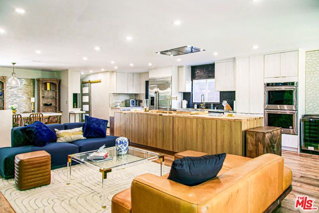 5604 Shenandoah Avenue, Los Angeles, CA 90056