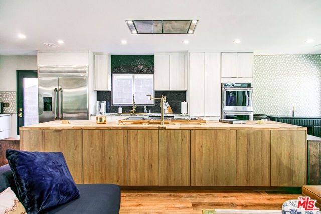 5604 Shenandoah Avenue, Los Angeles, CA 90056