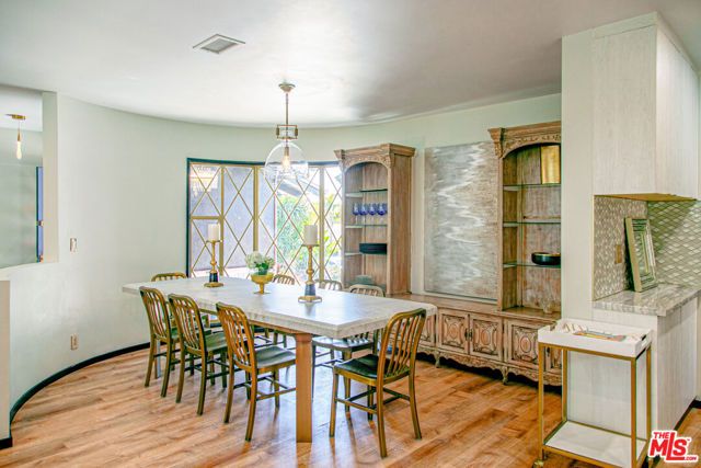 5604 Shenandoah Avenue, Los Angeles, CA 90056