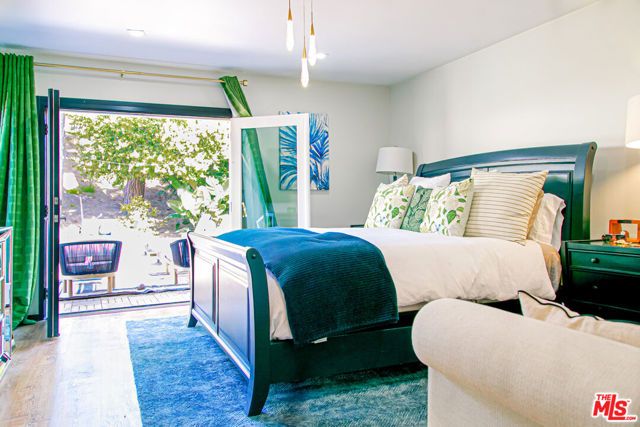 5604 Shenandoah Avenue, Los Angeles, CA 90056