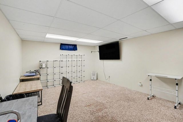 1490 Marlboro Road, Muskegon, MI 49441