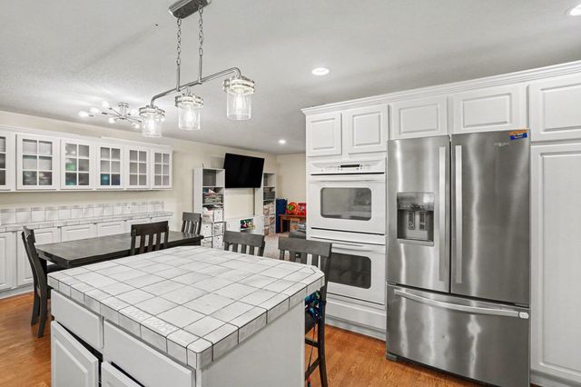 1490 Marlboro Road, Muskegon, MI 49441