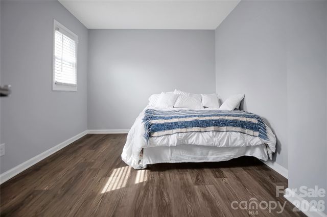 200 W Shannonhouse Street, Shelby, NC 28152