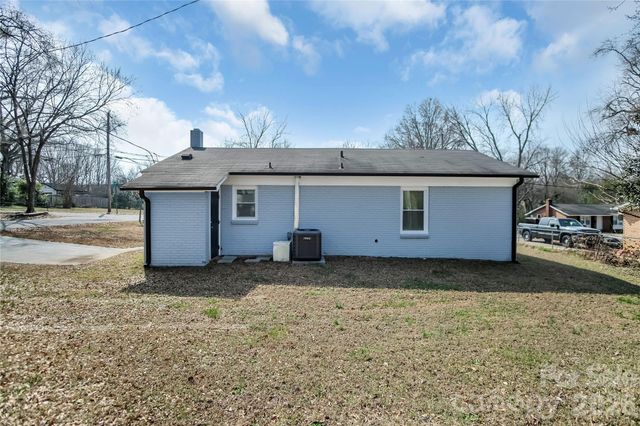 200 W Shannonhouse Street, Shelby, NC 28152