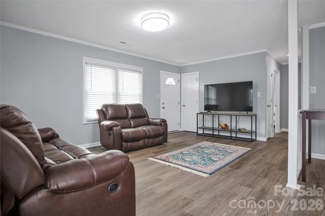 200 W Shannonhouse Street, Shelby, NC 28152