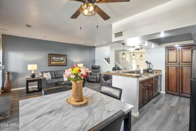 9705 E MOUNTAIN VIEW Road 1166, Scottsdale, AZ 85258