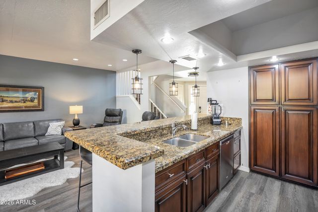 9705 E MOUNTAIN VIEW Road 1166, Scottsdale, AZ 85258