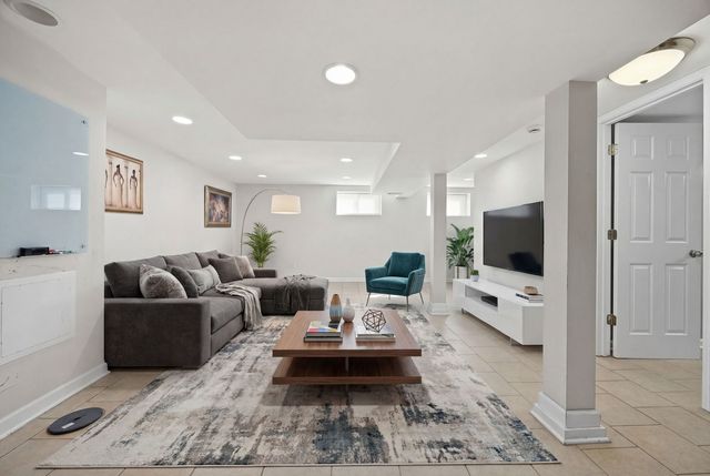 3602 Madison Street, Bellwood, IL 60104