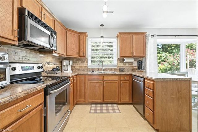 4007 Wood Duck Lane, High Point, NC 27265