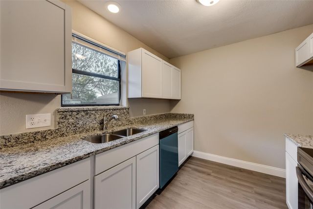 119 Chris Court, Alvarado, TX 76009