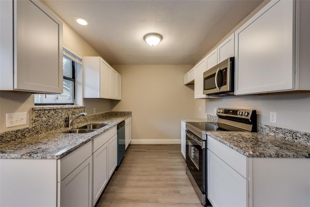 119 Chris Court, Alvarado, TX 76009