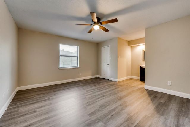 119 Chris Court, Alvarado, TX 76009