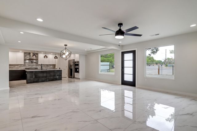 3501 Camino Alameda SW, Albuquerque, NM 87105