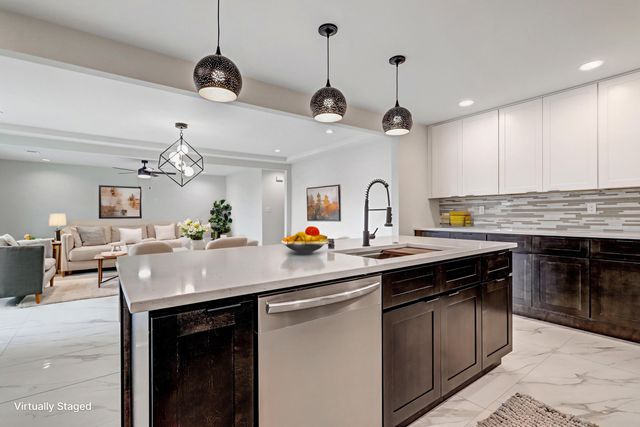 3501 Camino Alameda SW, Albuquerque, NM 87105