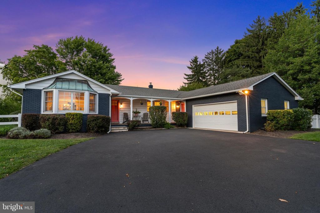 259 FROST LN, NEWTOWN, PA 18940 — photo 2