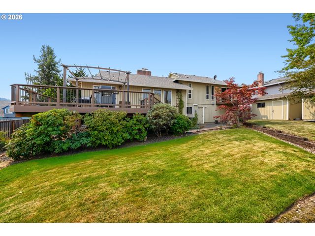 3011 Sw Willow Pkwy, Gresham, OR 97080