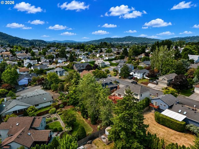 3011 Sw Willow Pkwy, Gresham, OR 97080