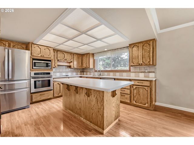 3011 Sw Willow Pkwy, Gresham, OR 97080