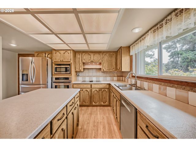 3011 Sw Willow Pkwy, Gresham, OR 97080