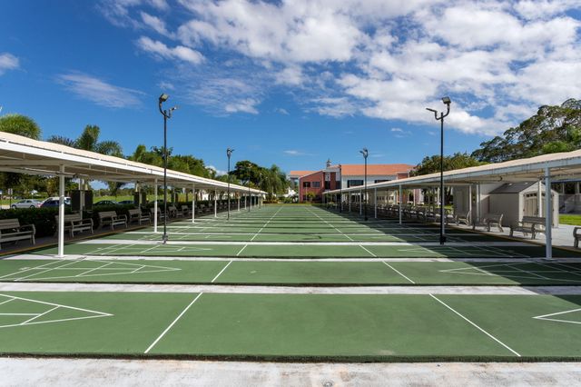 2005 Newport G, Deerfield Beach, FL 33442