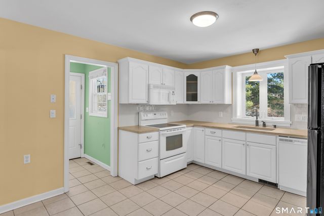 70 Wildwood Avenue, Madison, CT 06443