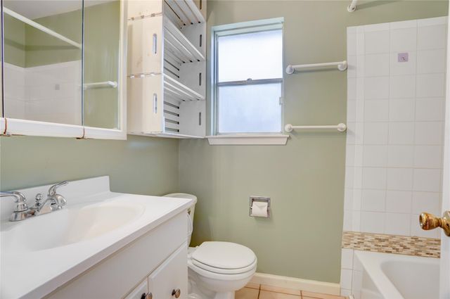 5843 Shurmard Drive, Houston, TX 77092