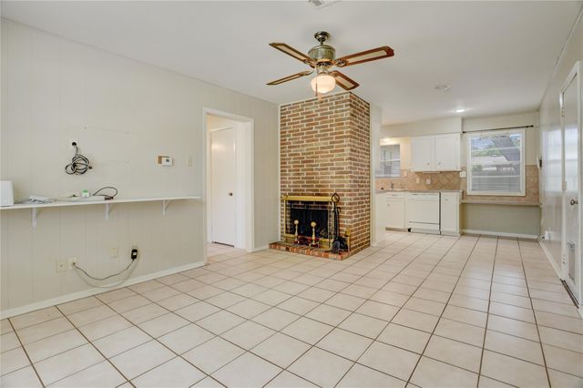 5843 Shurmard Drive, Houston, TX 77092