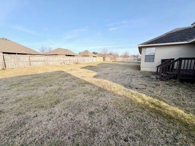 2827 N Cassius Lane, Fayetteville, AR 72704