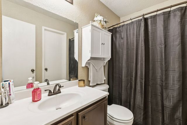 4904 Parkrise Drive, Fort Worth, TX 76179