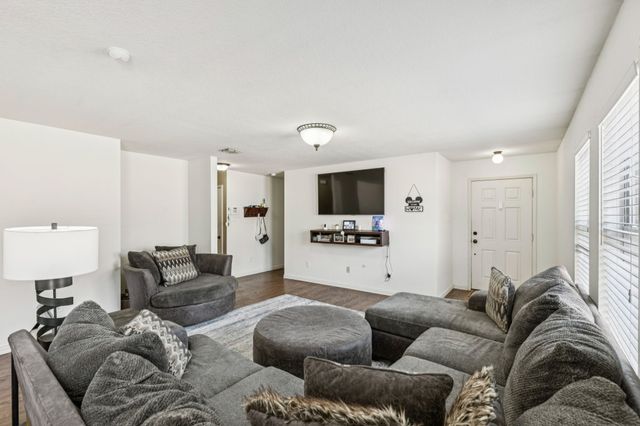 4904 Parkrise Drive, Fort Worth, TX 76179